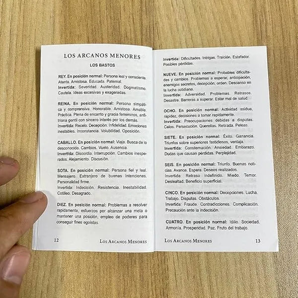 Spanish And English Golden Foil Tarot Deck With Guidebook - 78 PVC Spiritual Cards Waterproof Wrinkle Resistant