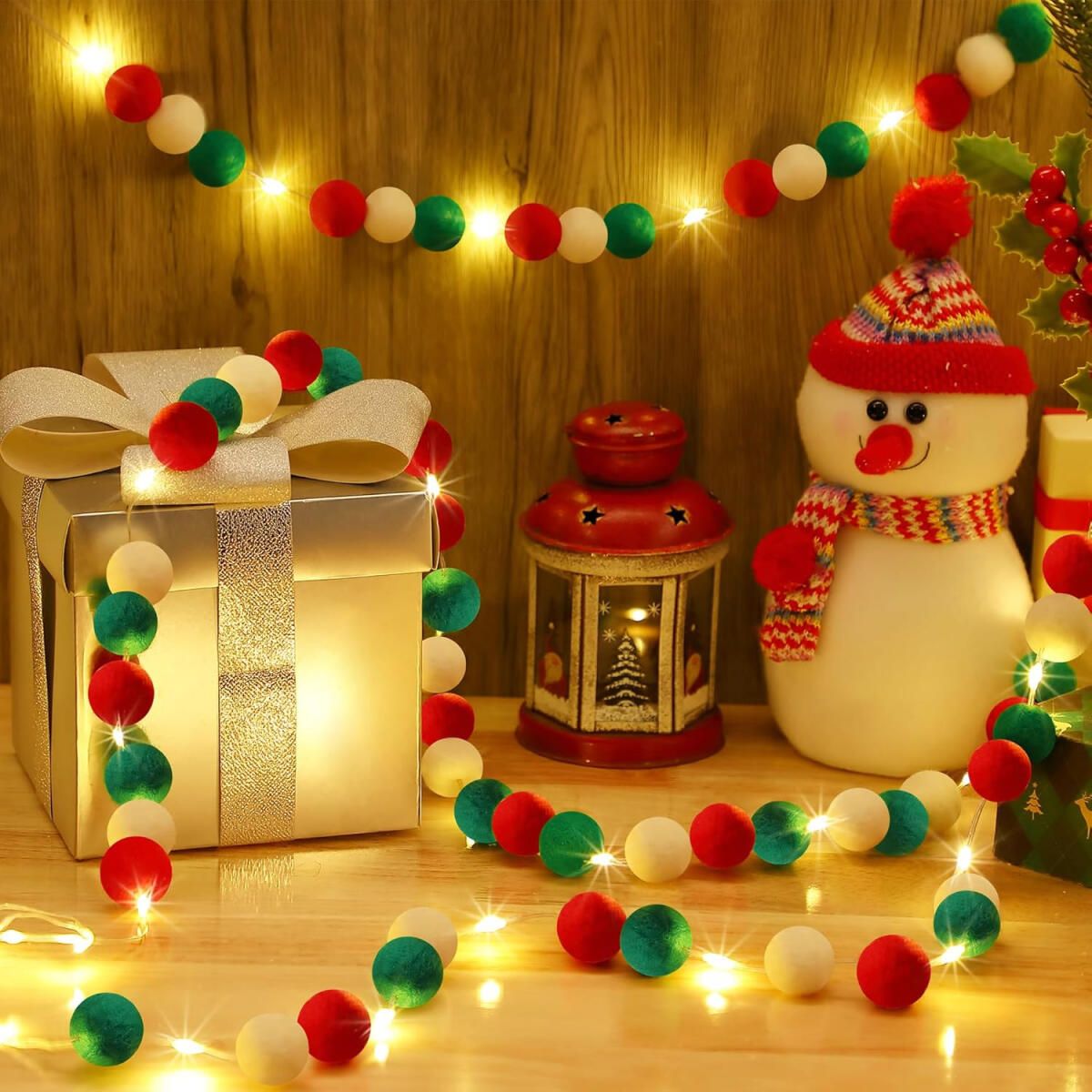 9.84 Ft Felt Ball Garland With Warm Light String Christmas Pom Pom Garland Red Green White 1 Inch Pompoms DIY Unique Hanging Bunting Banner For Xmas Tree Fireplace Wall Home Decor